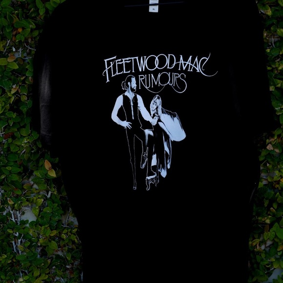 FLEETWOOD MAC RUMORS GRAPHIC TSHIRT - Picture 1 of 1